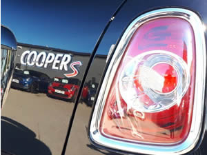 Fixed price servicing options for your Mini Cooper S Roadster (R59) from www.theminispecialist.com