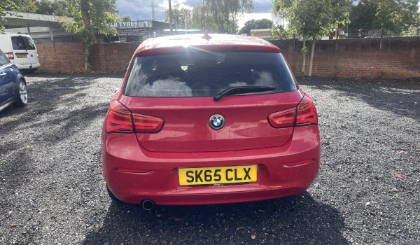2015 (65) BMW 118i SE 5 Door in Bright Red