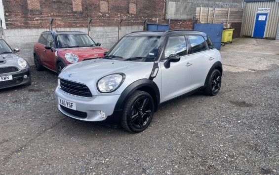 SOLD – 2015 Mini Countryman Cooper with new clutch